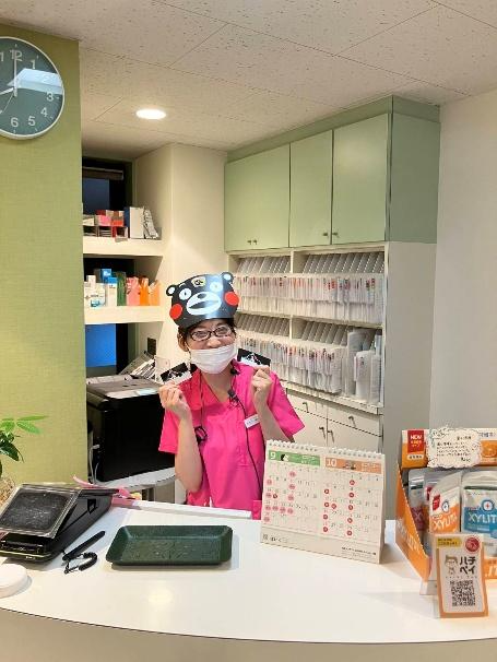 歯科医院の受付の様子