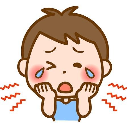 むし歯を痛がる男の子