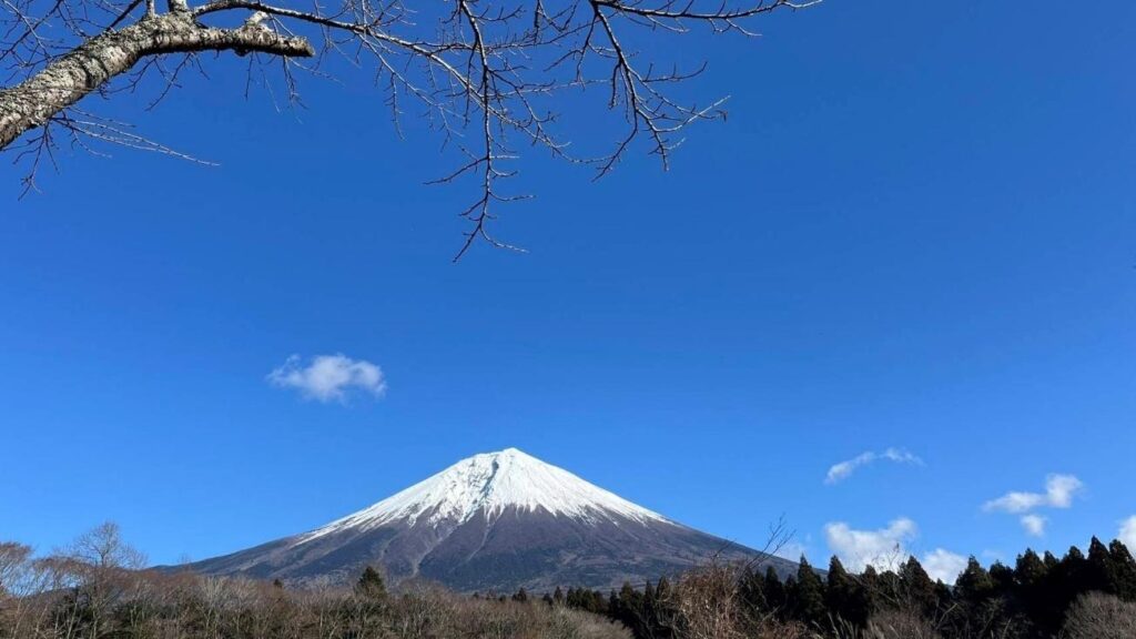 晴れた日の富士山